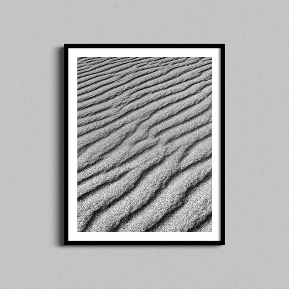 Ripple patterns in desert sand